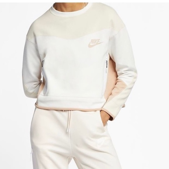 Nike Sportswear Tech Fleece
Beige white cream sweater size small - Picture 1 of 13